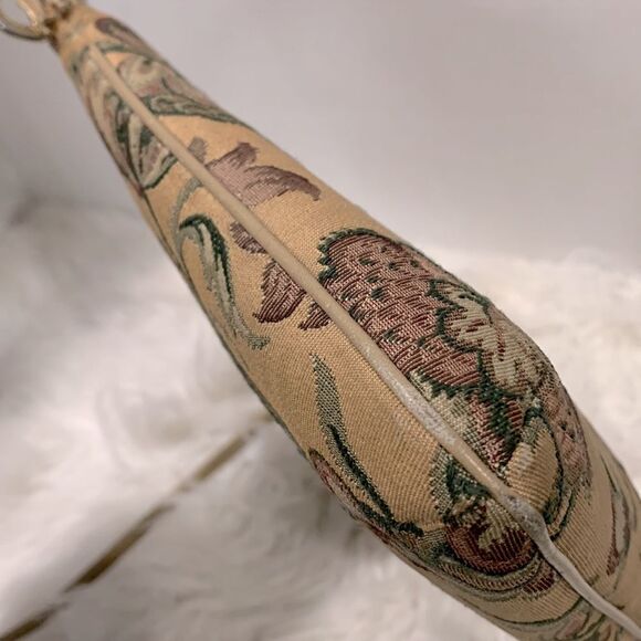 TAPESTRY shoulder bag goldtone hardware zip top slip interior pocket vintage - Picture 6 of 11